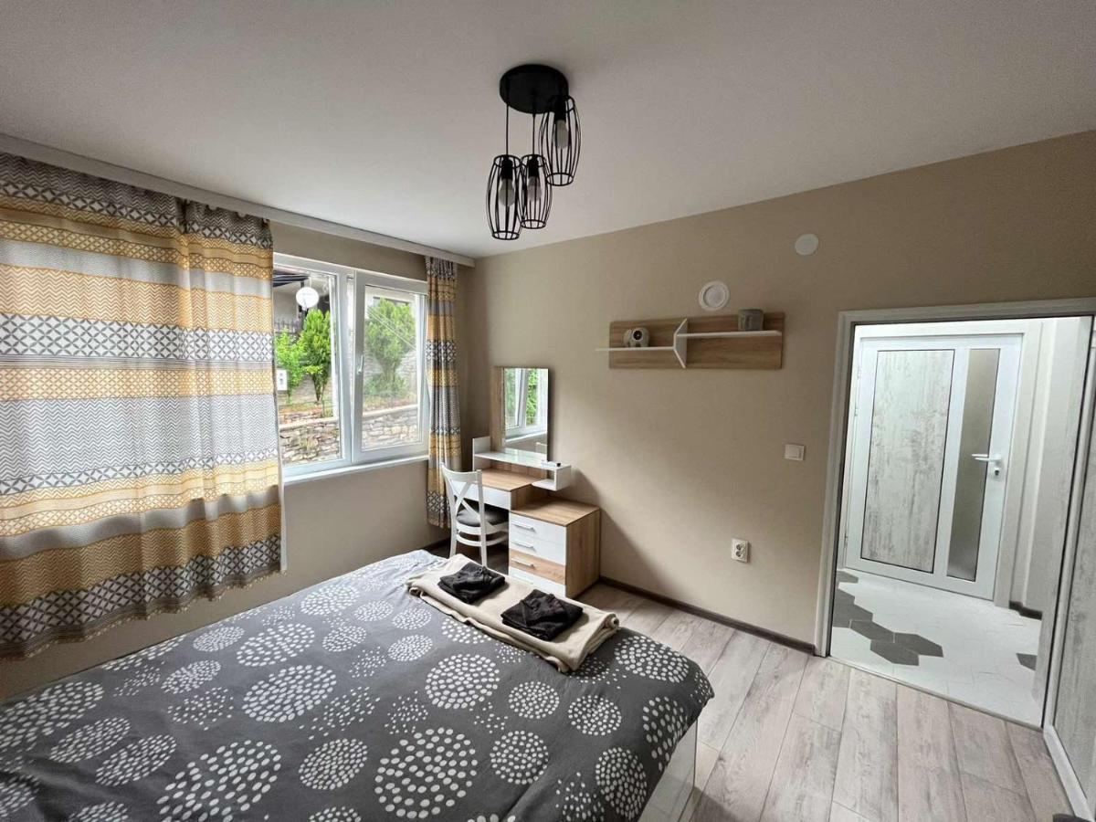 Apartment Enina Veliko Tarnovo Eksteriør billede